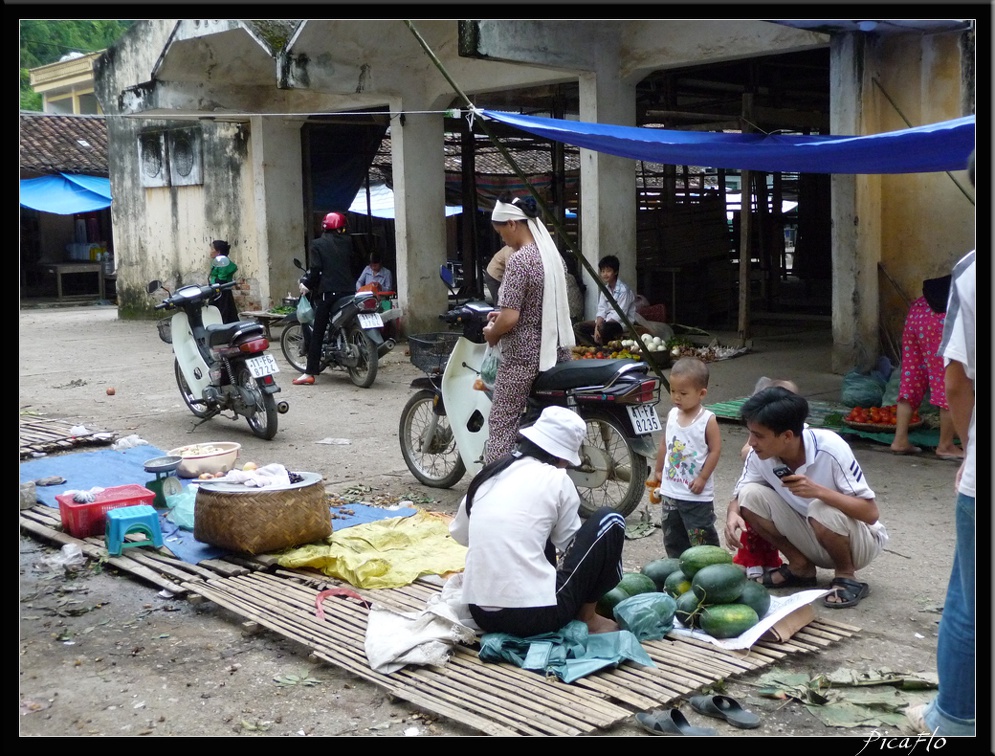 VIETNAM 06 QUANG HOA 072