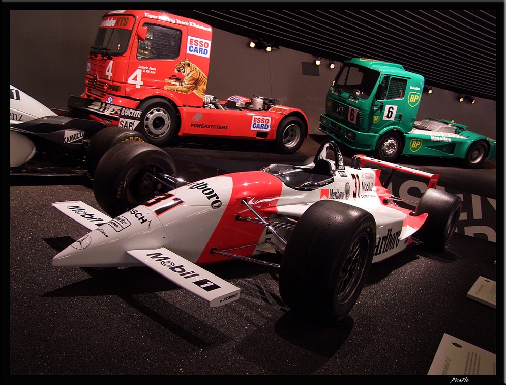 03 Musee Mercedes 095