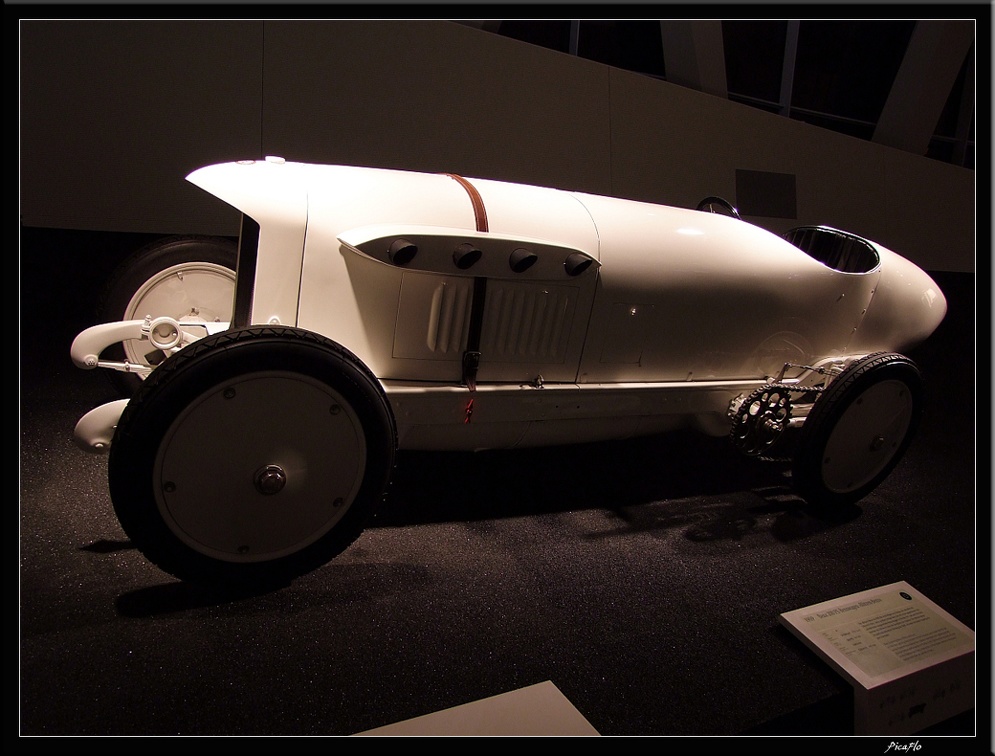03 Musee Mercedes 101