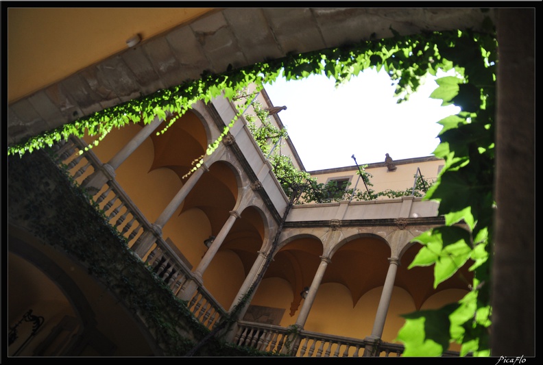 01_Barrio_Gotico_et_la_Cathedrale_012.jpg