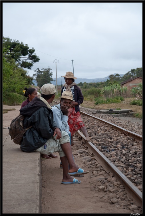 Mada 03-Fianarantsoa vers Manakara en train 028