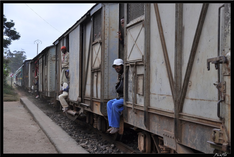 Mada_03-Fianarantsoa_vers_Manakara_en_train_030.jpg