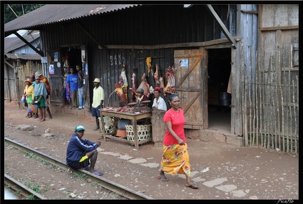 Mada 03-Fianarantsoa vers Manakara en train 150