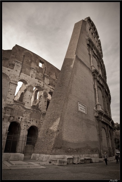 Rome_03_Colisee_et_Arc_de_Constantin_0103.jpg