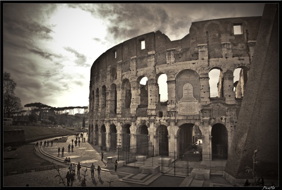 Rome 03 Colisee et Arc de Constantin 011