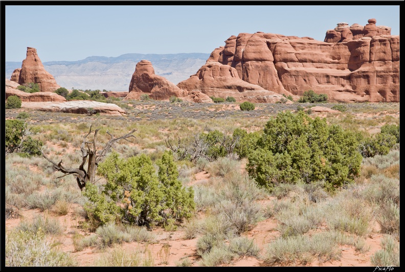 08_2_Arches_National_Park__Devils_garden_trail_0028.jpg