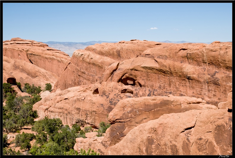 08_2_Arches_National_Park__Devils_garden_trail_0073.jpg