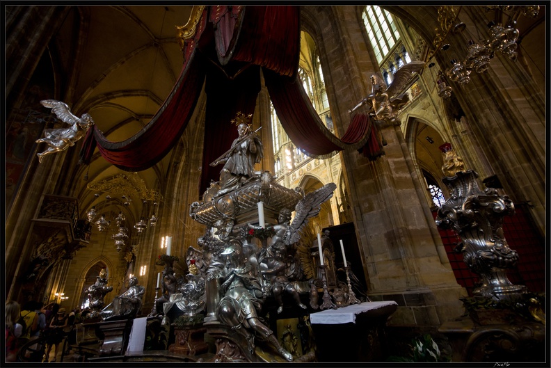 Prague_Cathedrale_St_Guy_054.jpg