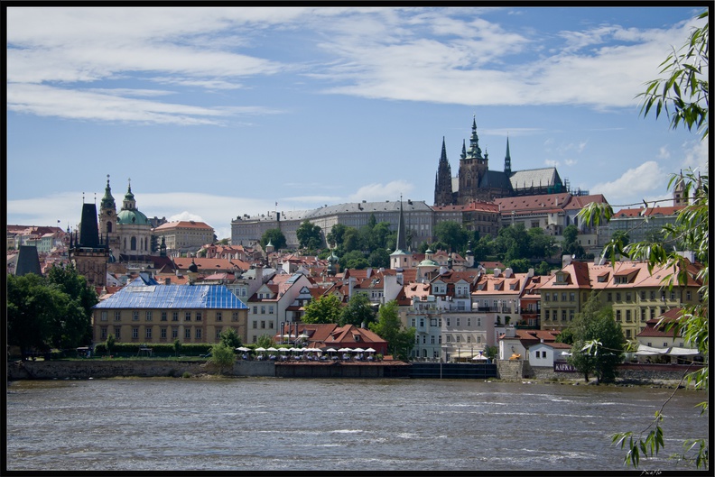 Prague_Pont_Charles_018.jpg