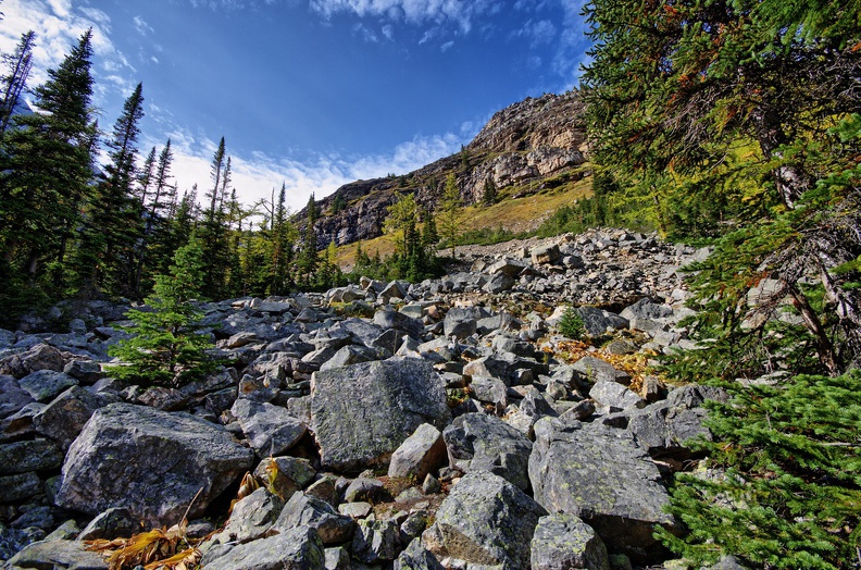 Canada_09_Lake_Agnes_Big_Behive_14.jpg