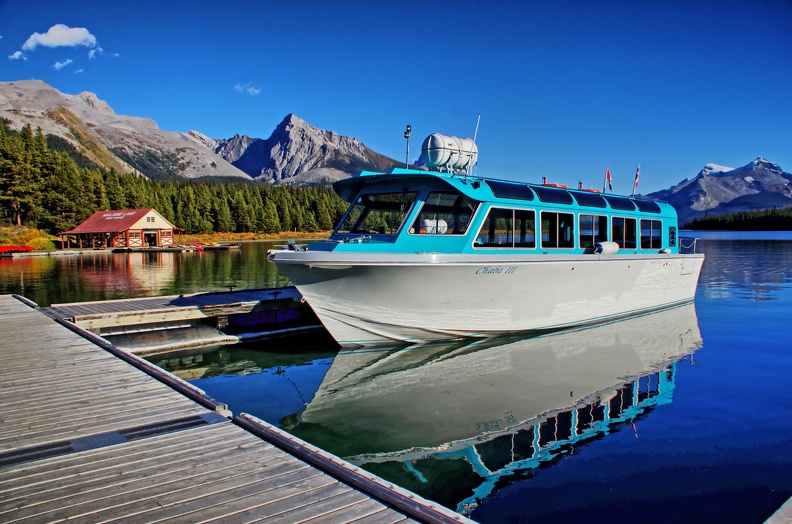 Canada 20 Maligne Lake Spirit Island 31