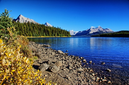 Canada 20 Maligne Lake Spirit Island 36