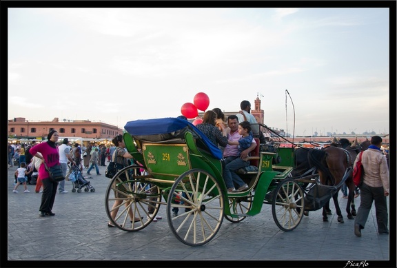 Marrakech place Djemaa El Fna 37